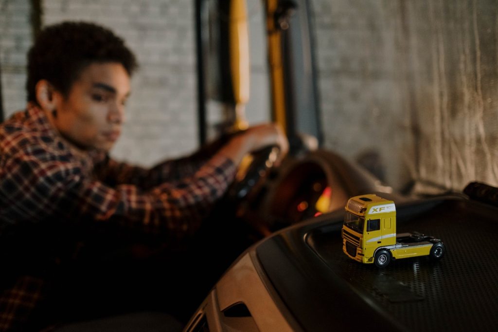 Jakie korzyści oferują pracodawcy dla kierowców z prawem jazdy C+E w Niemczech